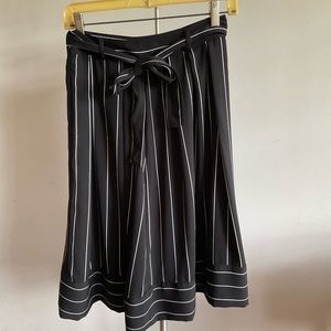 Banana Republic stripe midi skirt black 0 XS